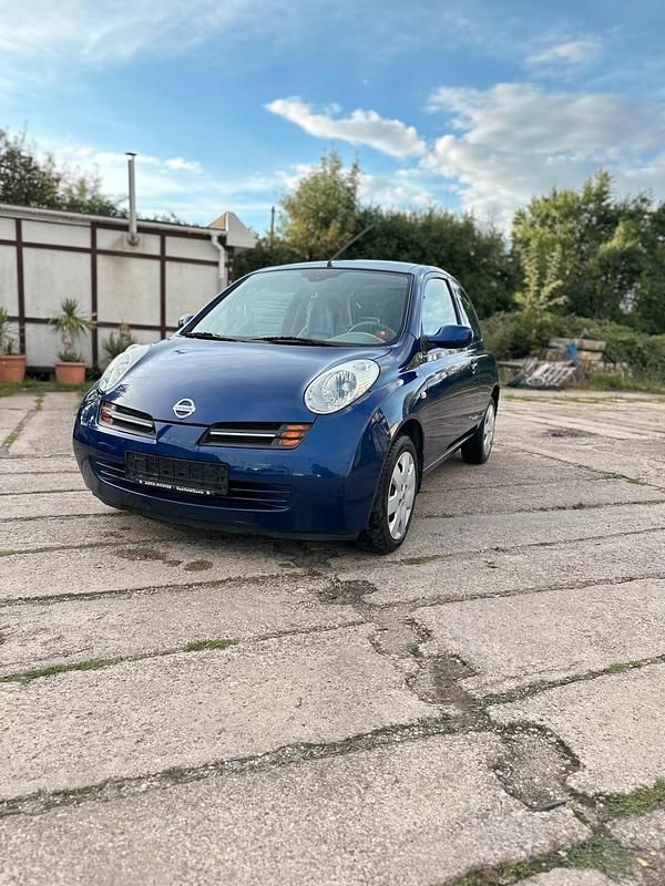 Blau Gebraucht 2003 Nissan Micra Kleinwagen | 2.249 € - Bild 1/4