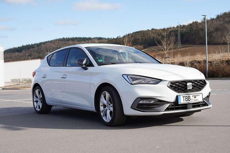 Gebraucht Seat Leon FR 150 PS (110 kW) 2021 Weiß Kleinwagen