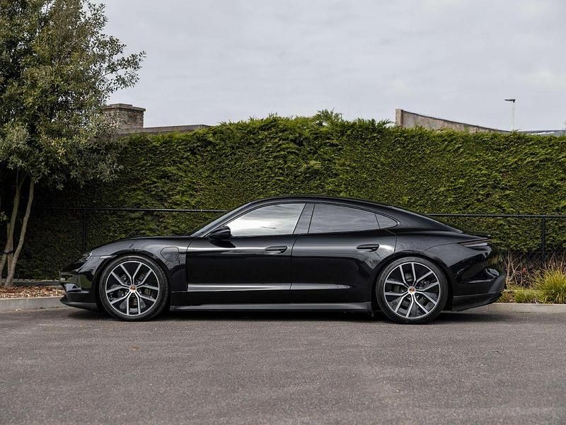 Gebraucht Porsche Taycan 319 kW (435 PS) 2024 Schwarz Limousine