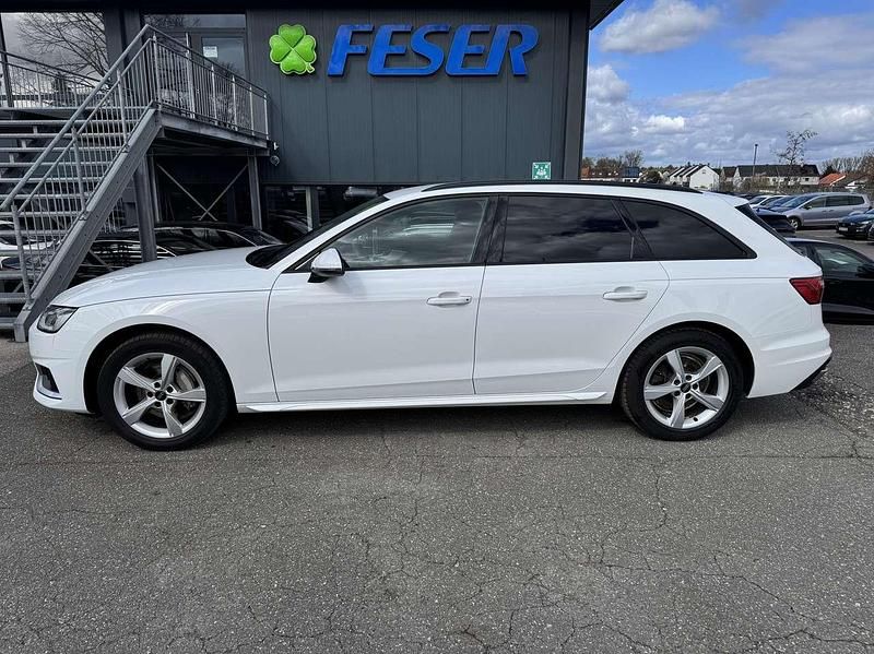 Gebraucht Audi A4 Advanced Plus 204 PS (150 kW) 2023 Ibisweiß Kombi