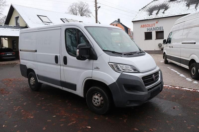 Gebraucht Fiat Ducato 116 PS (85 kW) 2015 Weiß Van