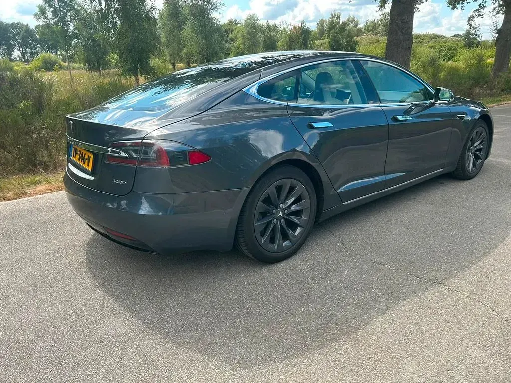Gebraucht Tesla Model S 306 kW (417 PS) 2018 Grau Kleinwagen