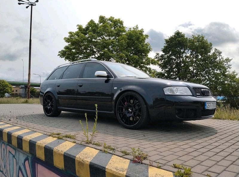 Schwarz Gebraucht 2003 Audi RS6 Kombi | 22.000 € (Teuer) - Bild 1/4