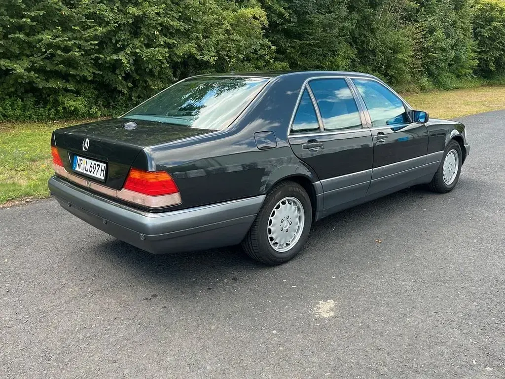 Gebraucht Mercedes S420 279 PS (205 kW) 1995 Schwarz Limousine