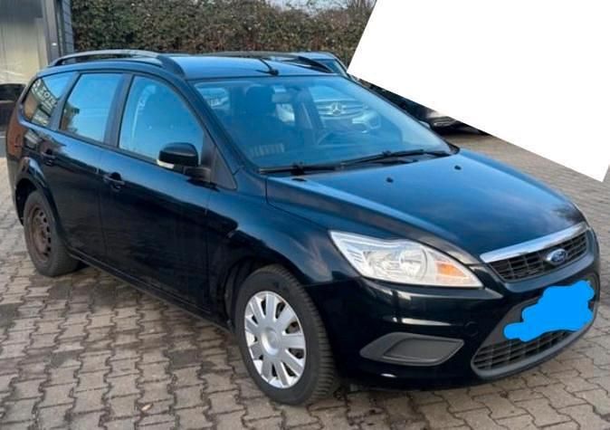 Gebraucht Ford Focus 106 PS (77 kW) 2008 Schwarz Kombi