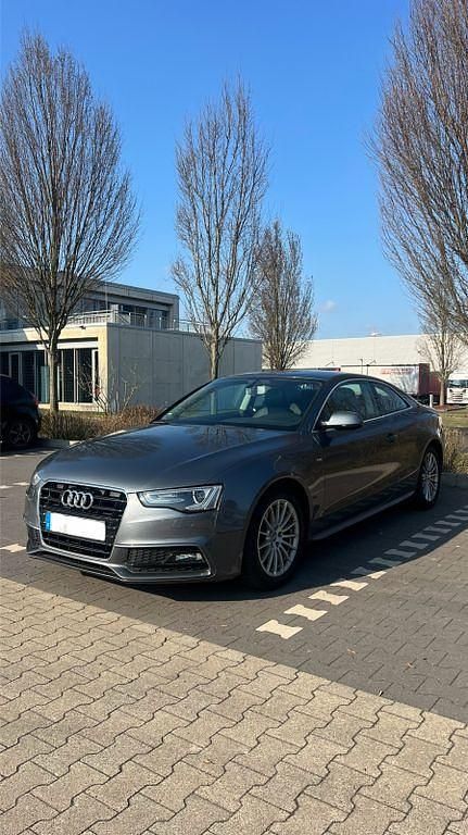 Silber Gebraucht 2016 Audi A5 S-Line Coupé | 15.900 € (Superpreis) - Bild 1/4
