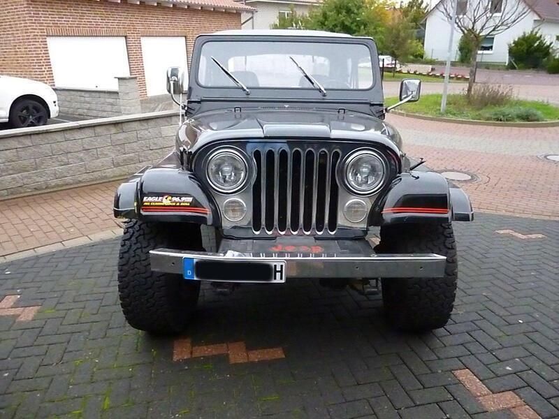 Schwarz Gebraucht 1985 Jeep CJ SUV | 19.999 € - Bild 1/4