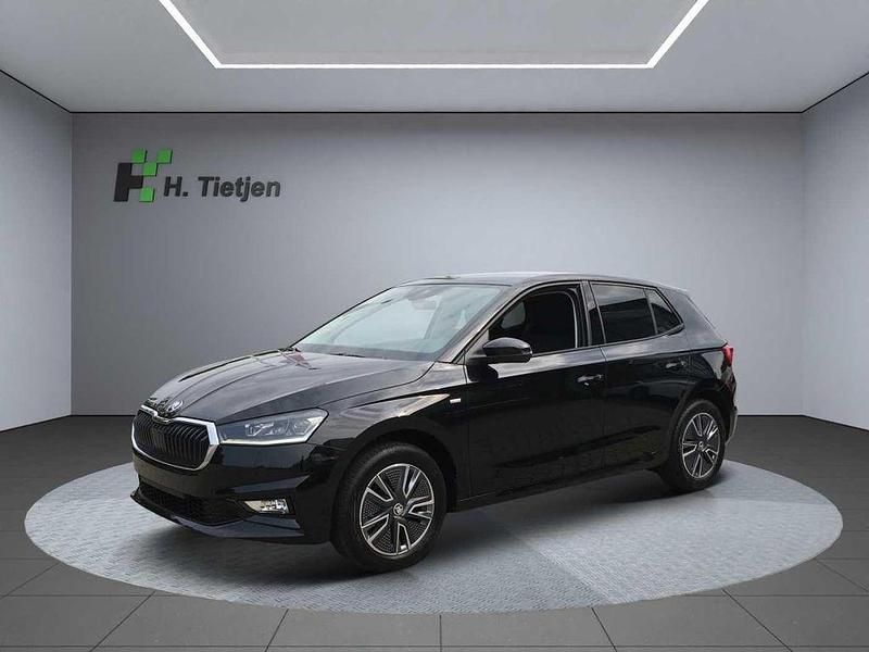 Schwarz Gebraucht 2023 Skoda Fabia Tour Kleinwagen | 19.490 € (Teuer) - Bild 1/4