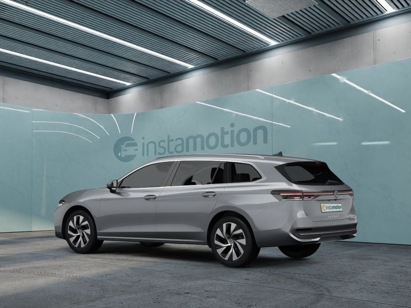 Używany VW Passat Pro 150 KM (110 kW) 2024 Srebrny Kombi