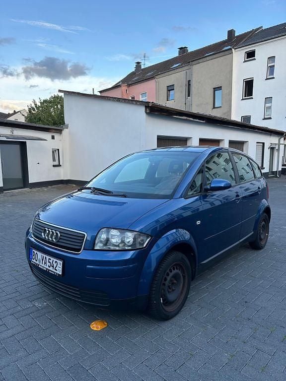 Blau Gebraucht 2004 Audi A2 Sport Kleinwagen | 3.999 € (Fairer Preis) - Bild 1/4