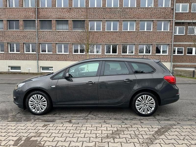 Gebraucht Opel Astra Style 120 PS (88 kW) 2015 Braun Kombi