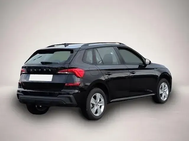 Gebraucht Skoda Kamiq Essence 116 PS (85 kW) 2025 Manufacturer SUV