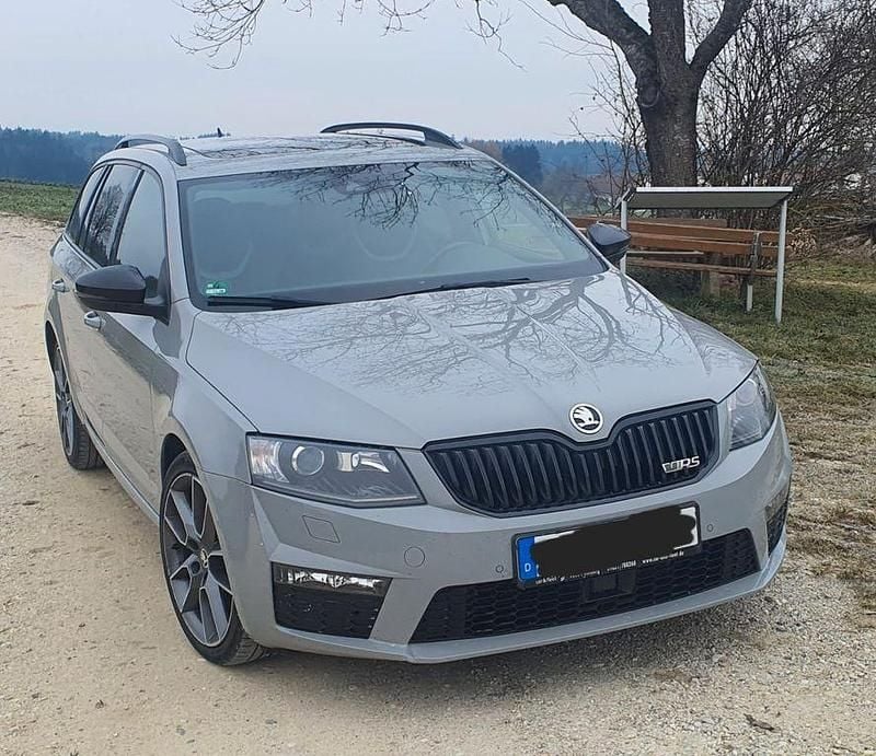 Gebraucht Skoda Octavia RS 184 PS (135 kW) 2016 Grau Kleinwagen