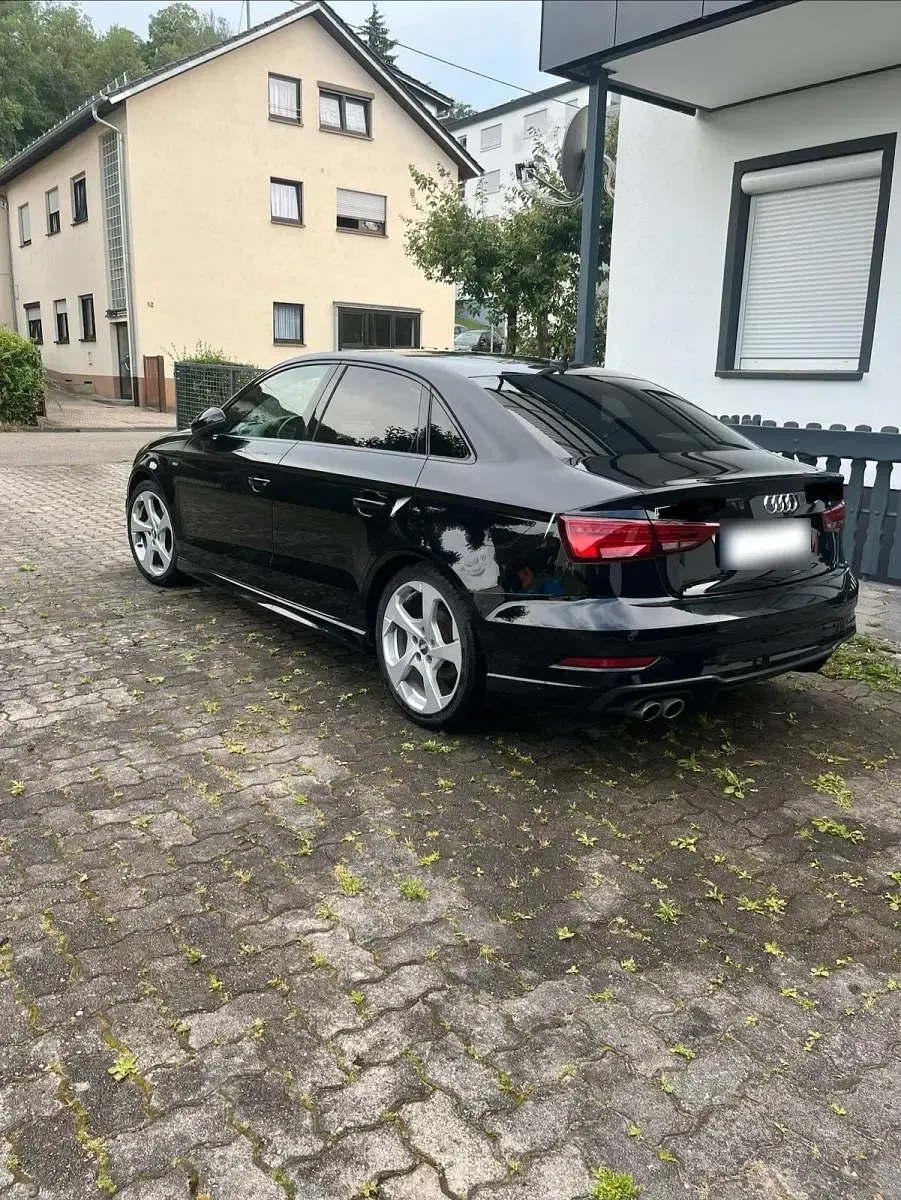 Gebraucht Audi A3 S-Line 150 PS (110 kW) 2018 Schwarz Limousine