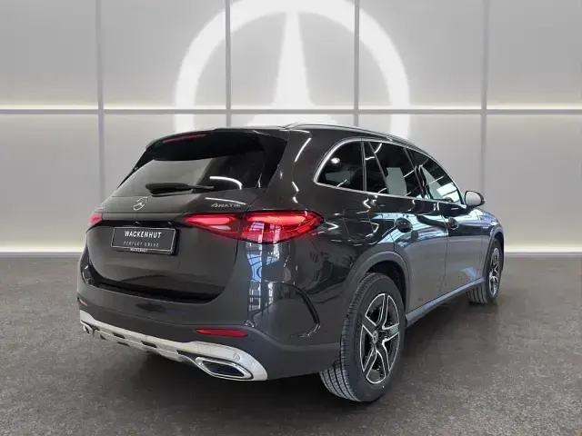 Gebraucht Mercedes GLC220 Advanced Plus 197 PS (144 kW) 2026 Grau SUV