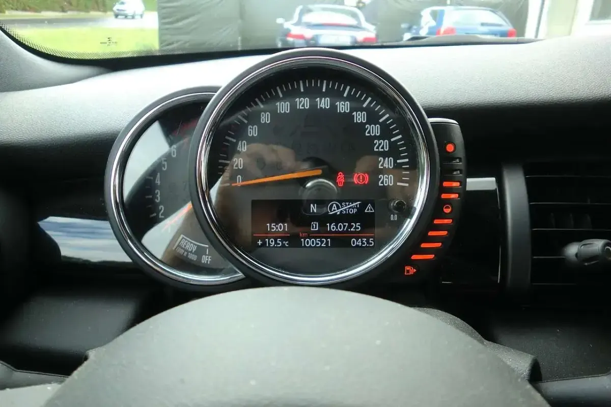 Gebraucht Mini Cooper Cabriolet 136 PS (100 kW) 2016 Blau Cabrio