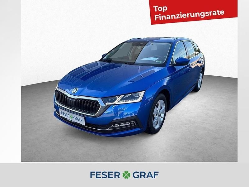 Raceblau metallic Gebraucht 2024 Skoda Octavia Style Kombi | 26.960 € (Superpreis) - Bild 1/4