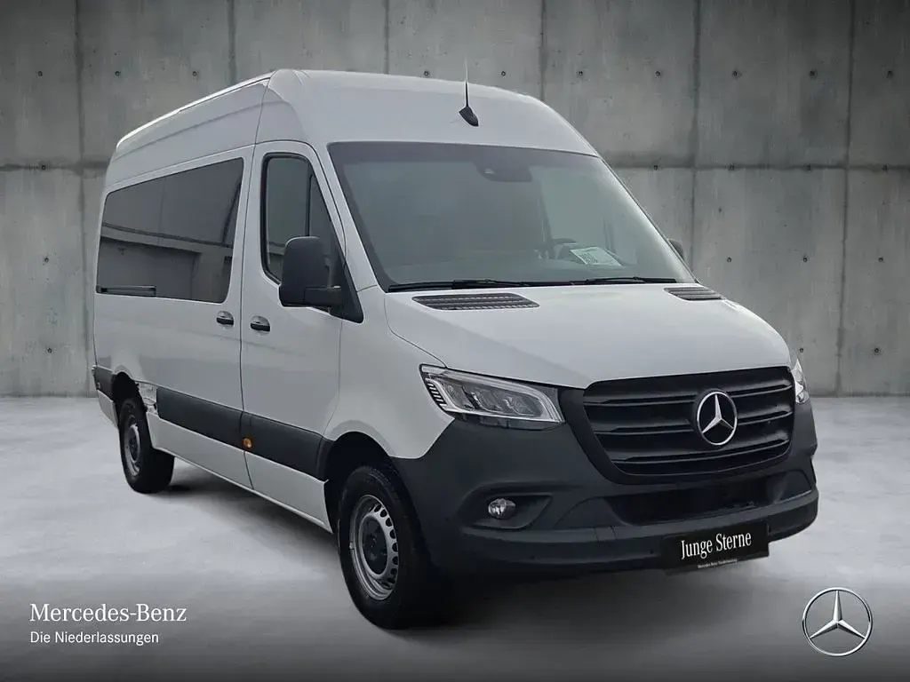 Używany Mercedes Sprinter 170 KM (125 kW) 2022 Biały Van
