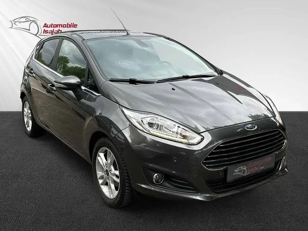 Gebraucht Ford Fiesta Titanium 101 PS (74 kW) 2017 Grau Limousine