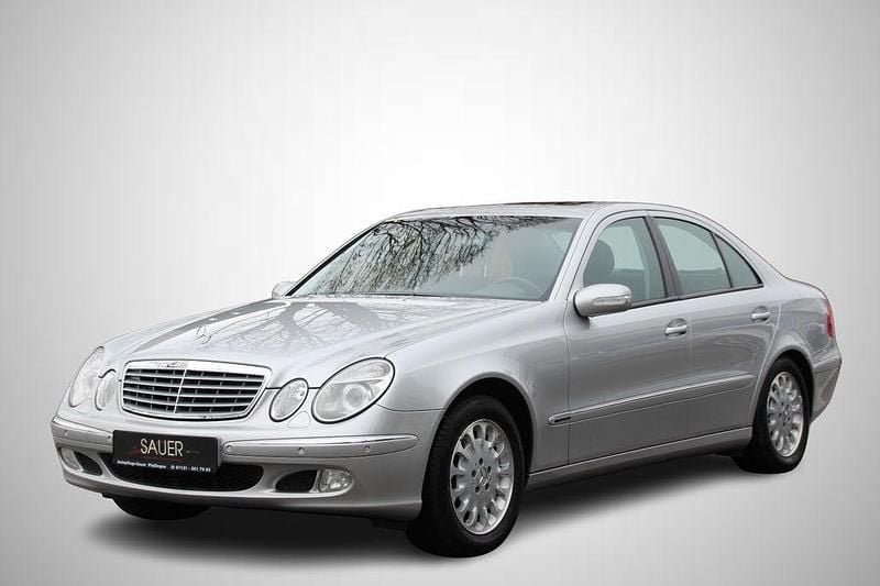 Gebraucht Mercedes E240 Elegance 177 PS (130 kW) 2002 Silber Limousine