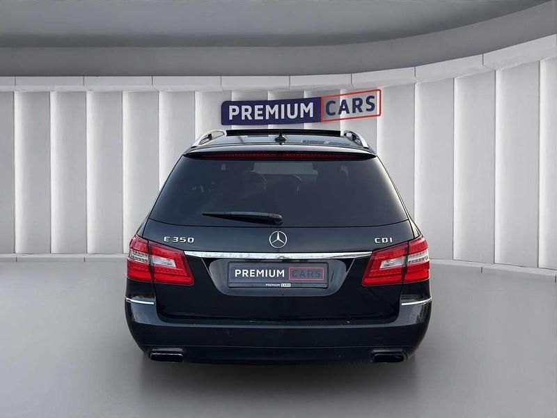 Gebraucht Mercedes E350 265 PS (194 kW) 2012 Schwarz/baltic black Kombi