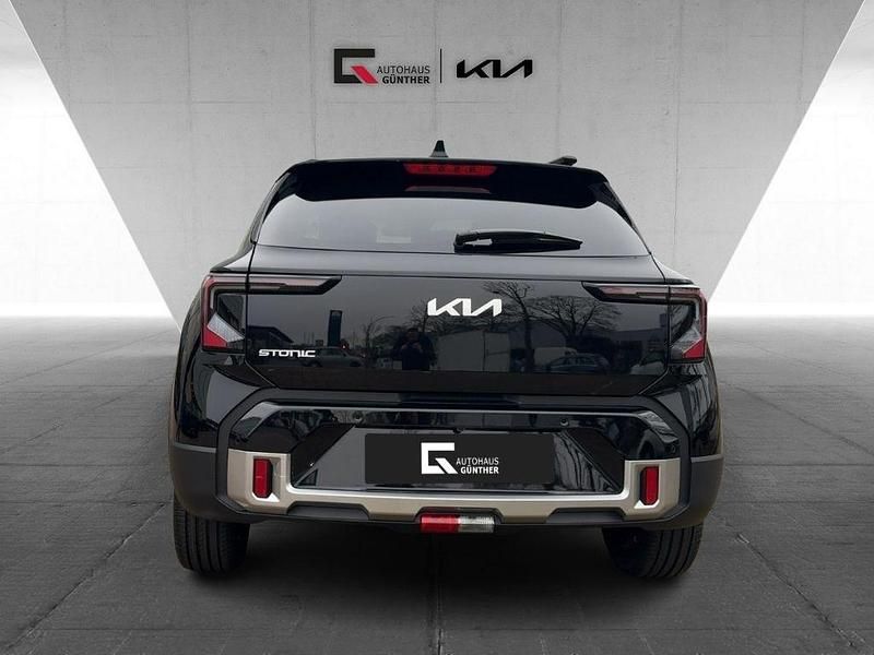 Neu Kia Stonic Vision 114 PS (83 kW) 2025 Abp) aurora black pearl m (schwarz SUV