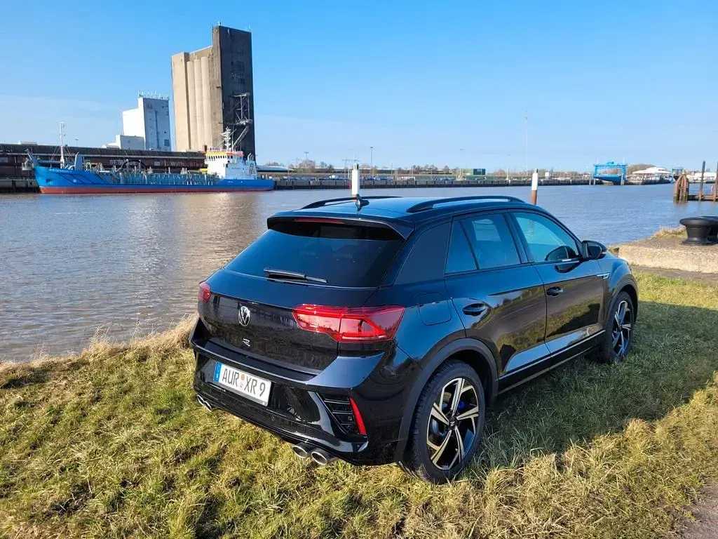 Gebraucht VW T-Roc R 300 PS (220 kW) 2025 Schwarz SUV