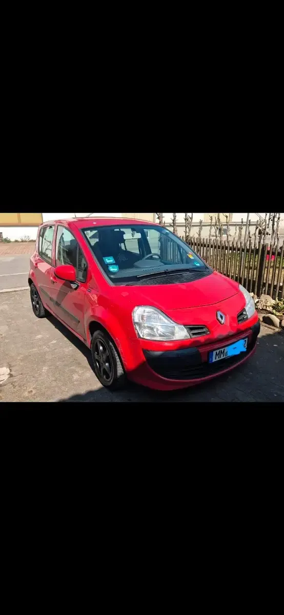 Używany Renault Modus 85 KM (62 kW) 2011 Czerwony Minivan