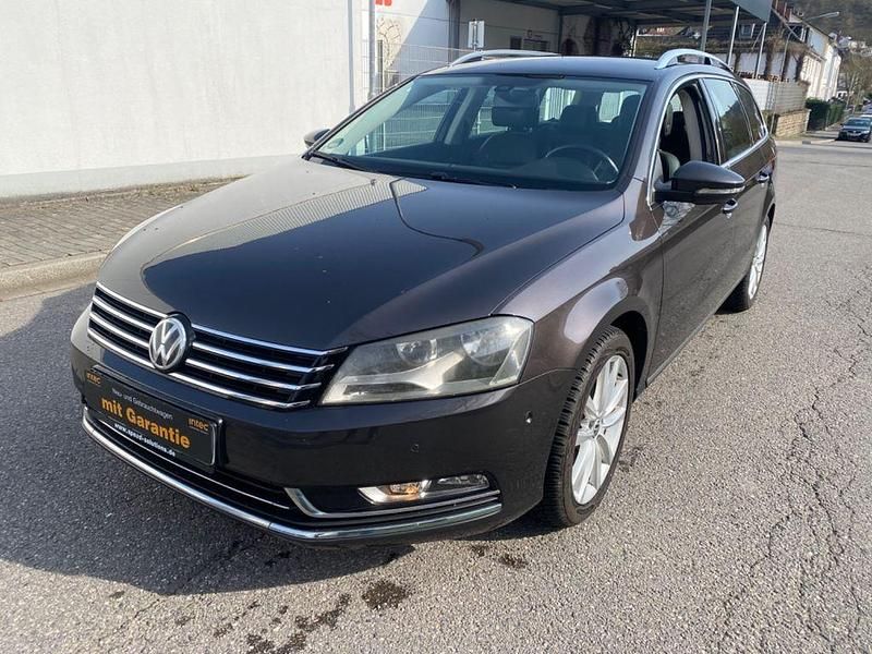 Gebraucht VW Passat Highline 160 PS (117 kW) 2011 Braun Kombi