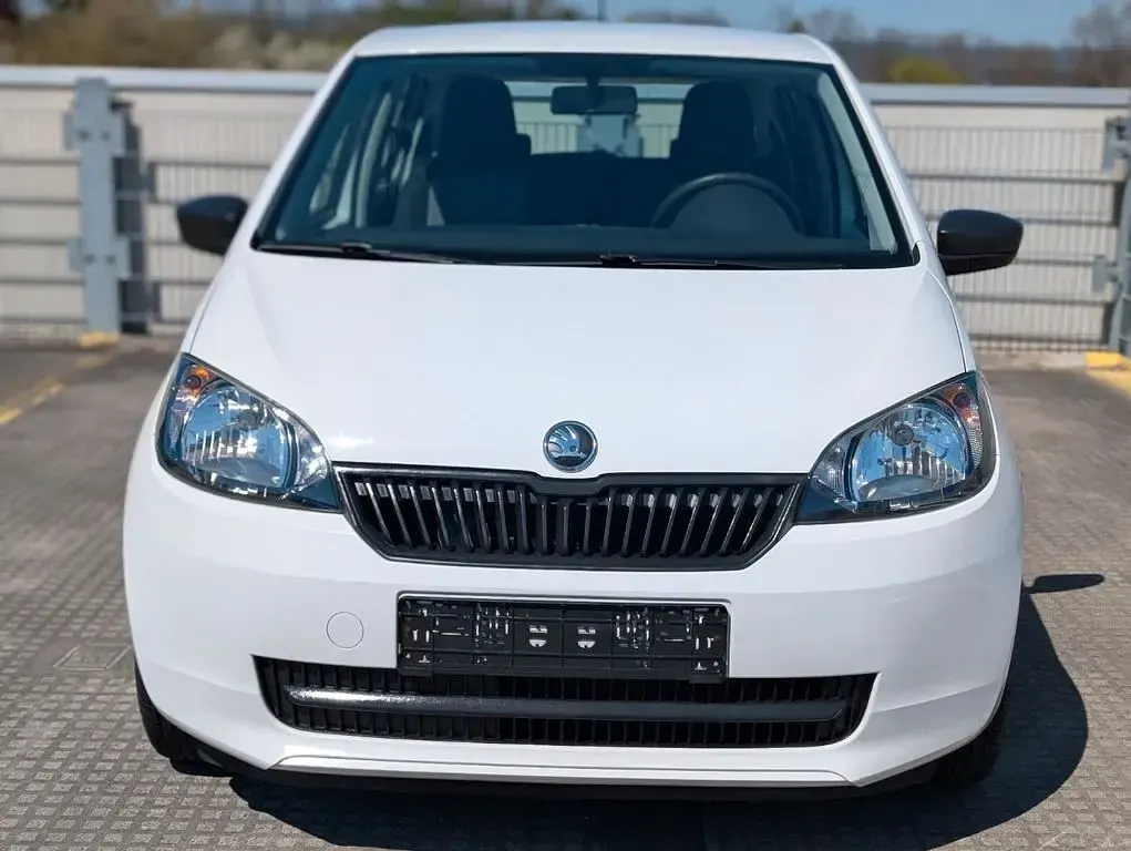 Gebraucht Skoda Citigo Active 60 PS (44 kW) 2012 Weiß Kleinwagen