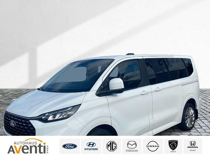 Weiß Gebraucht 2025 Ford Tourneo Titanium Van / Kleinbus | 54.389 € (Guter Preis) - Bild 1/4