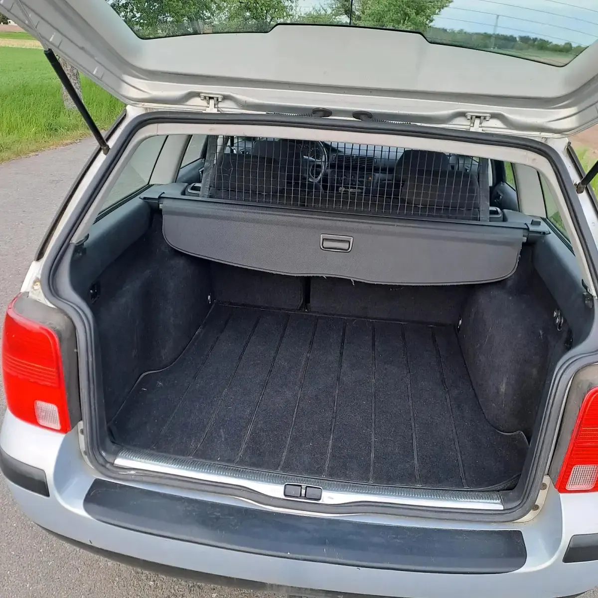 Gebraucht VW Passat 101 PS (74 kW) 1999 Silber Kombi