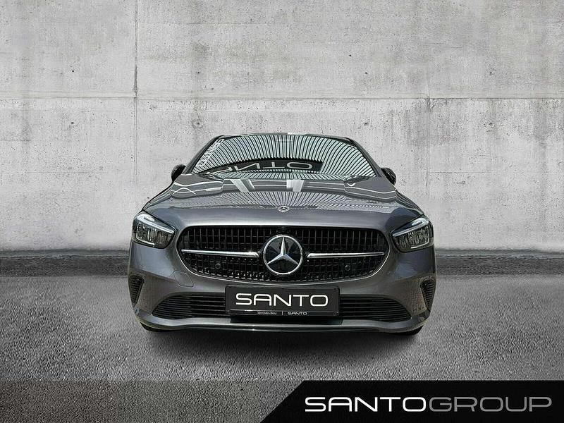 Gebraucht Mercedes B250e Progressive 218 PS (160 kW) 2024 Lack mountaingrau Van / Kleinbus