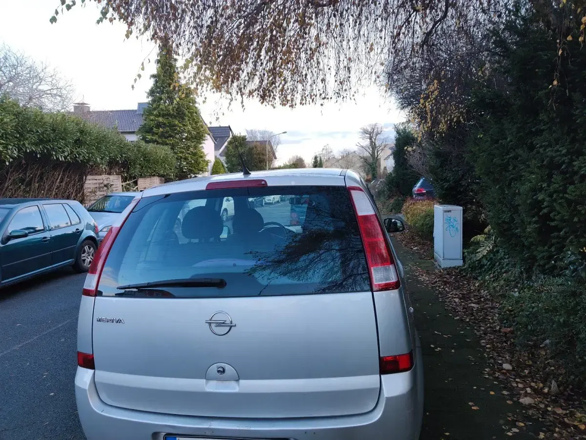 Gebraucht Opel Meriva 100 PS (73 kW) 2004 Silber Van / Kleinbus