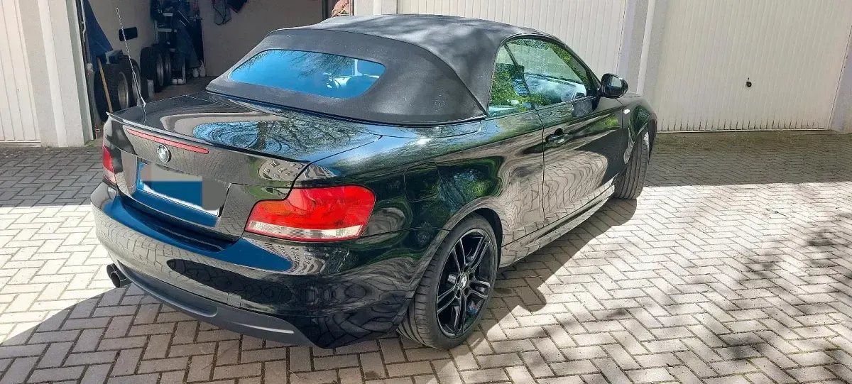 Gebraucht BMW 125 Cabriolet 218 PS (160 kW) 2011 Schwarz Cabrio