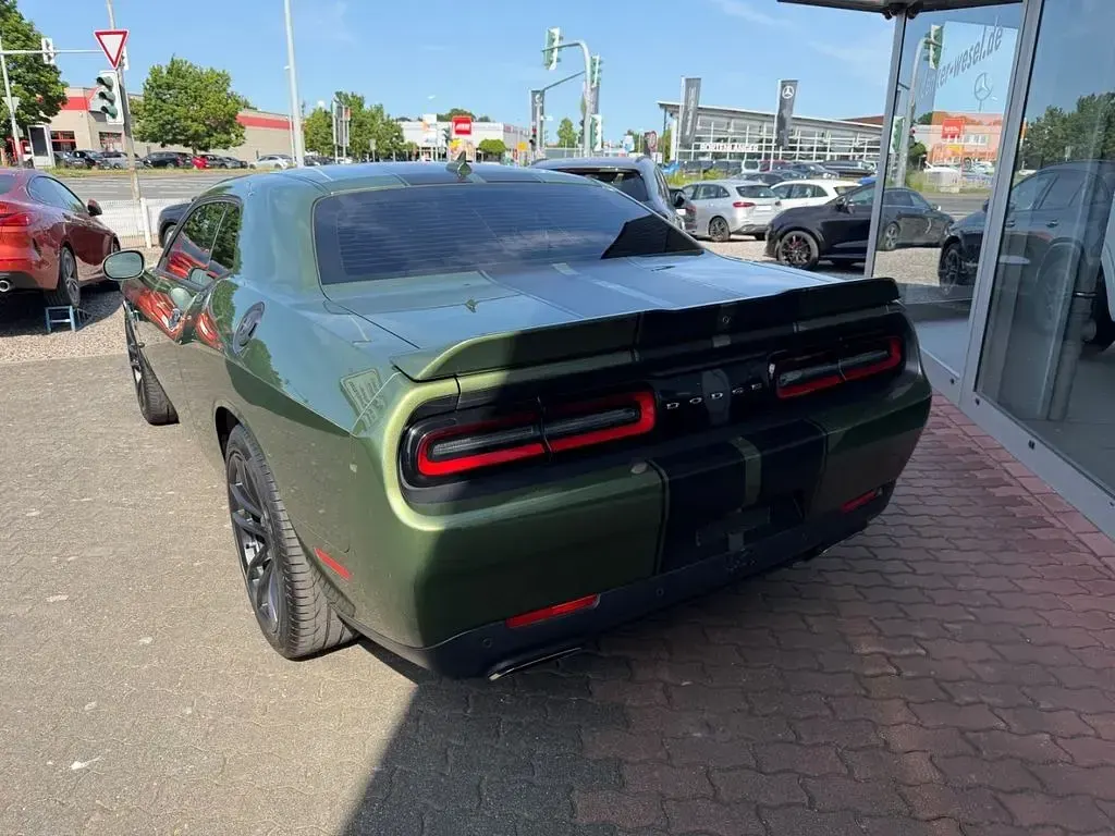 Gebraucht Dodge Challenger 381 PS (280 kW) 2023 F8 green Coupé