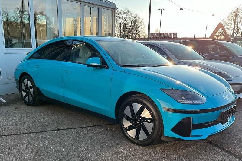 Blau Gebraucht 2023 Hyundai Ioniq 6 Limousine | 31.990 € (Guter Preis) - Bild 1/2