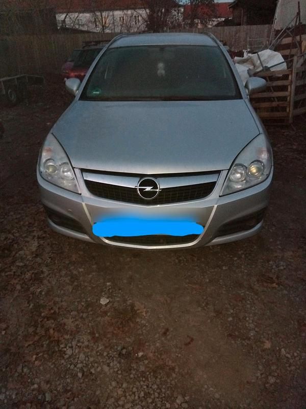 Silber Gebraucht 2007 Opel Vectra Kombi | 1.500 € (Teuer) - Bild 1/4