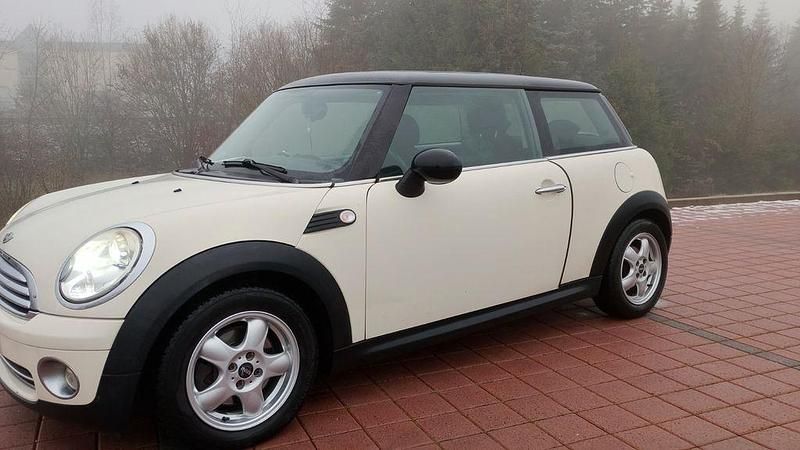 Usata Mini Cooper 120 CV (88 kW) 2008 Beige Utilitaria