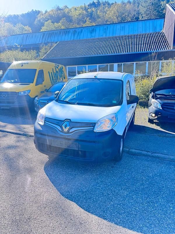 Second-hand Renault Kangoo 75 CP (55 kW) 2018 Alb Monovolum