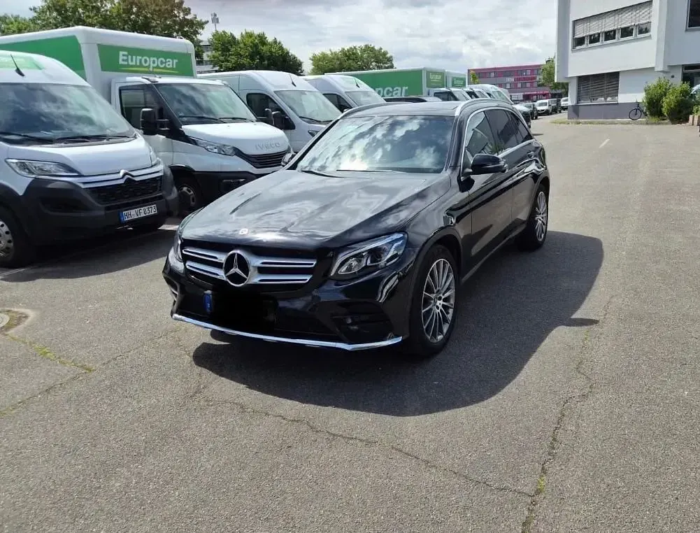 Gebraucht Mercedes GLC250 211 PS (155 kW) 2018 Schwarz SUV