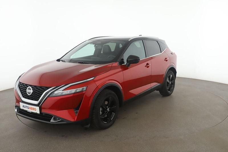 Rot Gebraucht 2021 Nissan Qashqai Tekna+ SUV | 26.730 € (Fairer Preis) - Bild 1/3