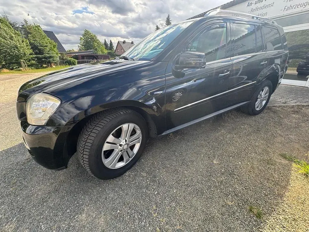 Gebraucht Mercedes GL350 265 PS (194 kW) 2012 Schwarz SUV