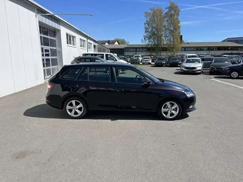 Gebraucht Skoda Fabia Active 95 PS (69 kW) 2021 Schwarzmagic Kleinwagen