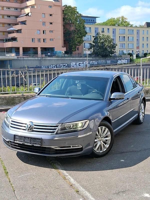 Silber Gebraucht 2013 VW Phaeton Limousine | 6.500 € (Superpreis) - Bild 1/4