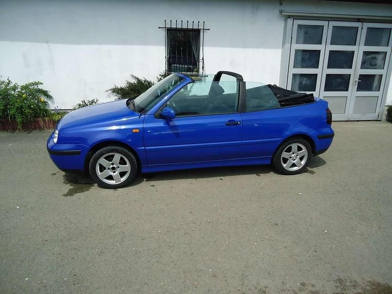 Gebraucht VW Golf Cabriolet Edition 75 PS (55 kW) 1998 Blau Cabrio