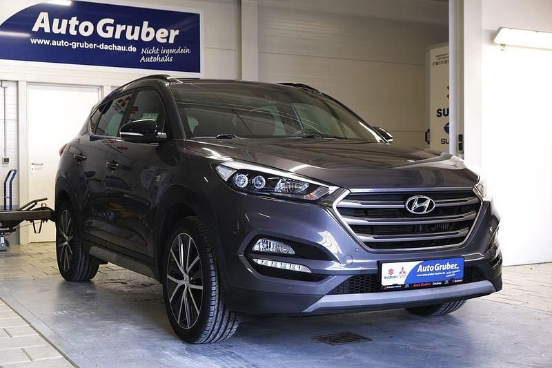 Gebraucht Hyundai Tucson Passion Plus 177 PS (130 kW) 2018 Grau SUV