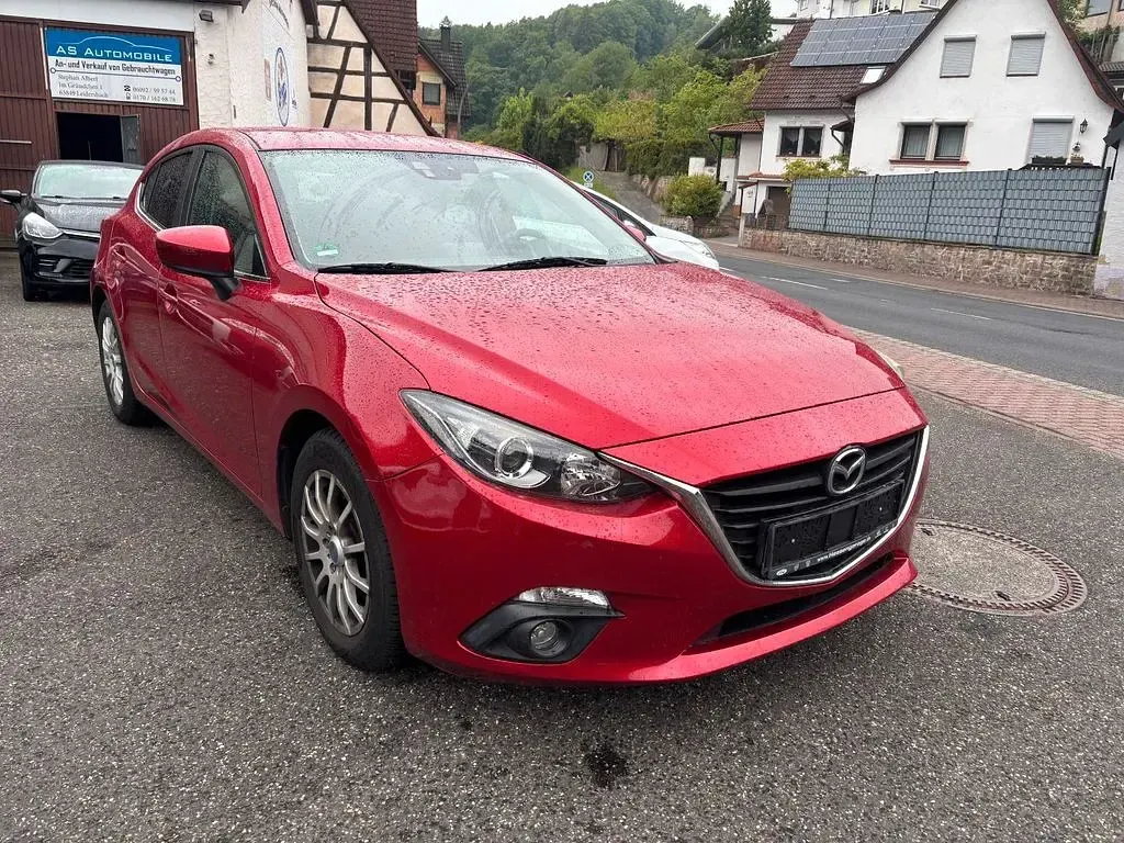 Gebraucht Mazda 3 Center-Line 105 PS (77 kW) 2017 Rot Limousine