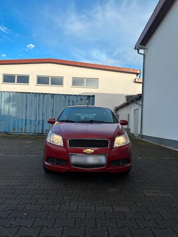 Gebraucht Chevrolet Aveo 84 PS (61 kW) 2010 Rot Kleinwagen