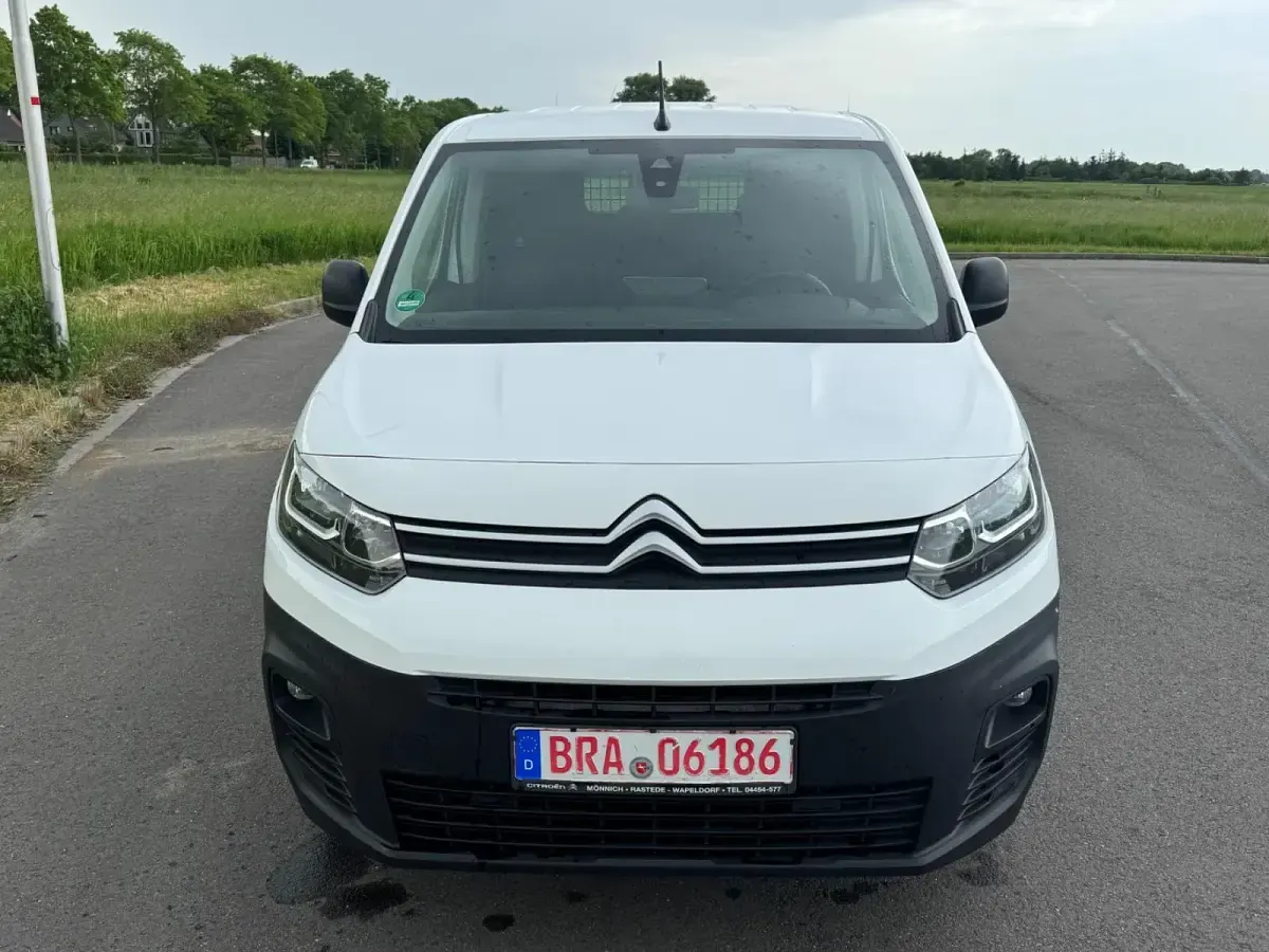Gebraucht Citroën e-Berlingo 131 PS (96 kW) 2019 Weiß Limousine